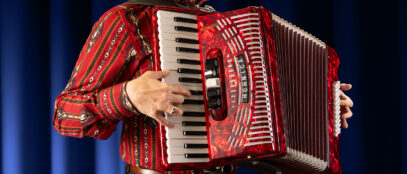5 Best Accordions on the Market Right Now (Review and Price)
