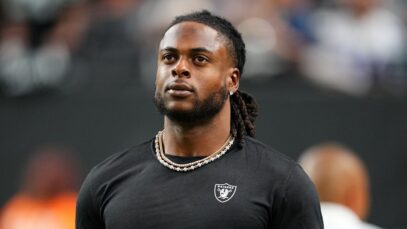 Davante Adams Takes a Swipe at the Bears: A Rivalry Rekindled
