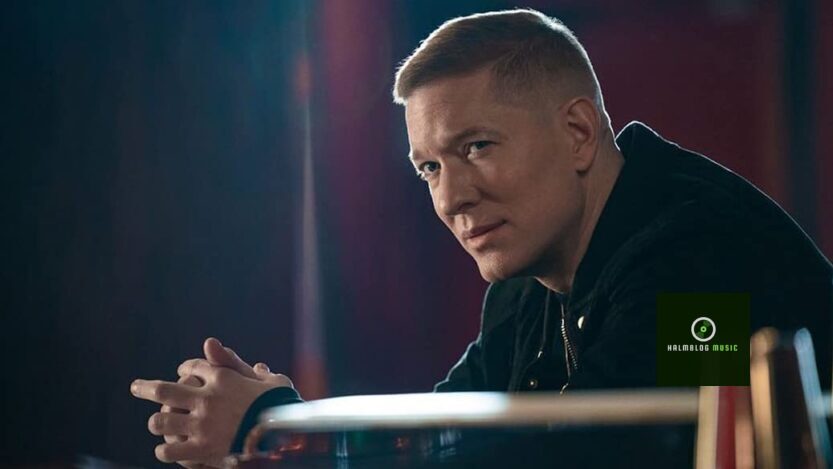 Is Joseph Sikora twin brother?
