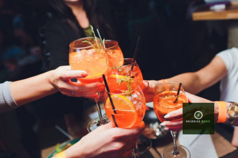 Prosecchini: Understanding This Trendy Italian Aperitivo
