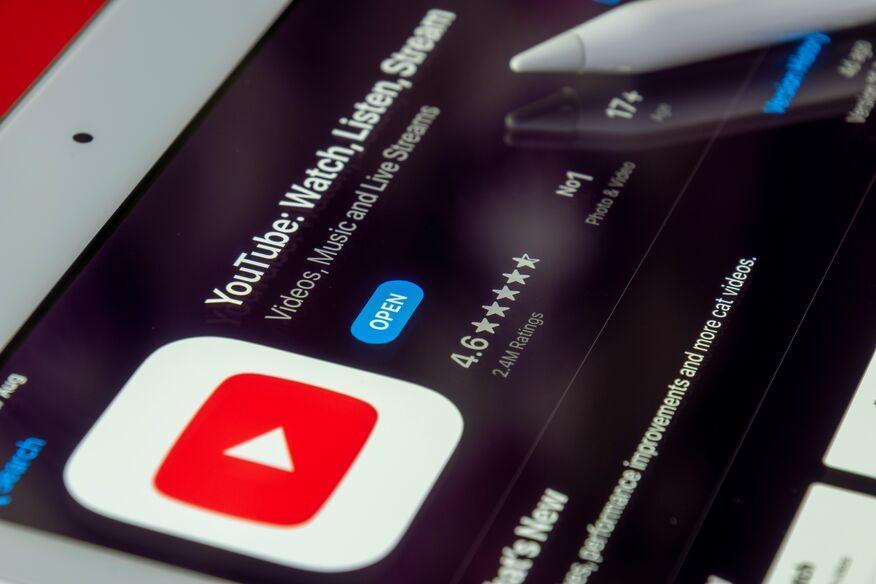 YouTube Algorithm for Musicians (Get Recommended in 2026)